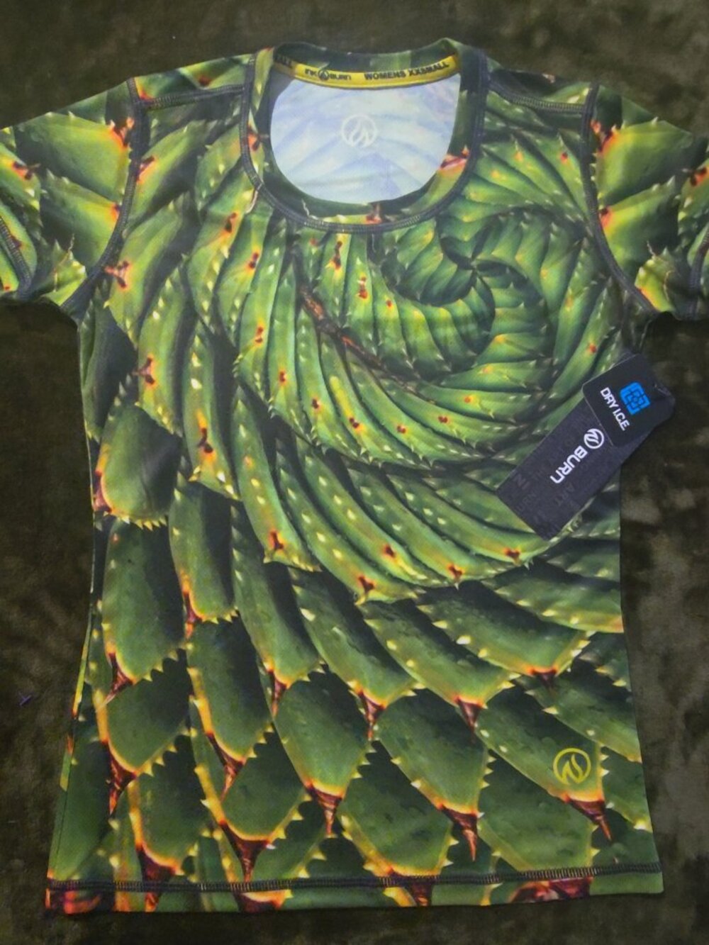 INKnBURN Spiral Aloe Tech Shirt Women's XXS NWT Running Top
